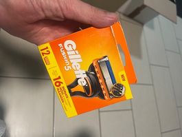 Gillette fusion 5 12 recharges