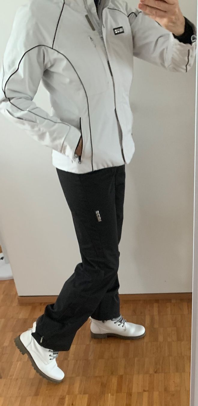 Completi & Tailleur: SKI Anzug – Usato da Adliswil venduto da Jessik0 2
