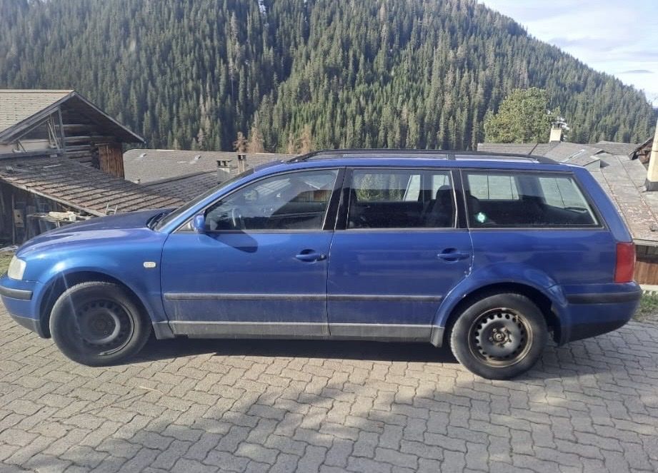 VW Autos: VW Passat 1.9TDI 4x4 – Defekt aus Flims Dorf von chauy