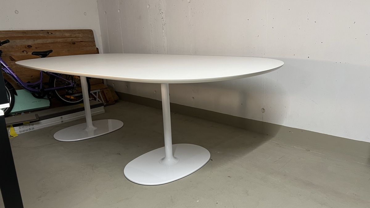 Tables: Tisch weiss oval  – D'occasion à Weiningen ZH par proi4o 2