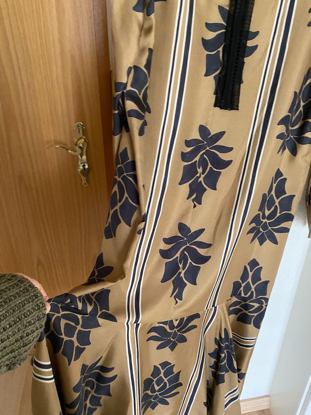 Vestiti: Kleid aus Seide – Nuovo (secondo la descrizione) da Subingen venduto da terli 3