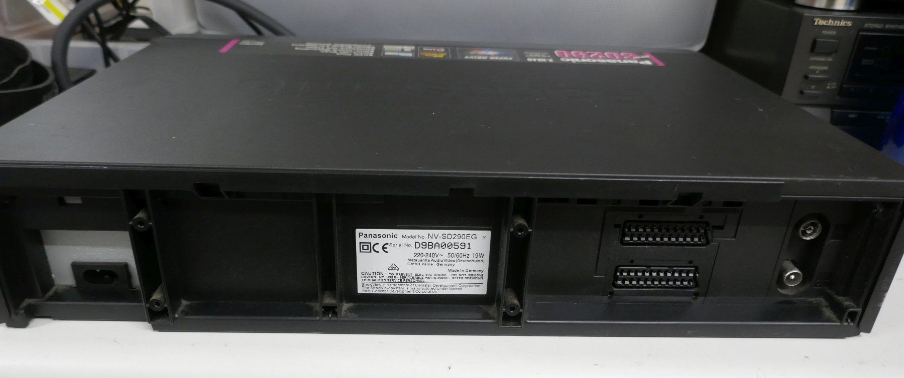 Panasonic Registratori: Panasonic VHS Videorecorder – Usato da Wenslingen venduto da FairlightCMI 4