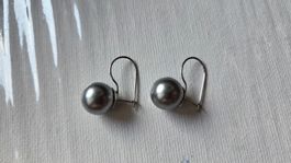 Ohrringe Ohrhänger Modeschmuck Perlen Style grau