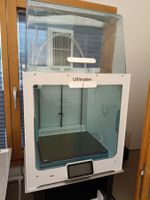 Ultimaker S5, Baujahr 2022 mit massiv Zubehör