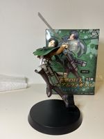 Attack on Titan Levi Ackerman Figur