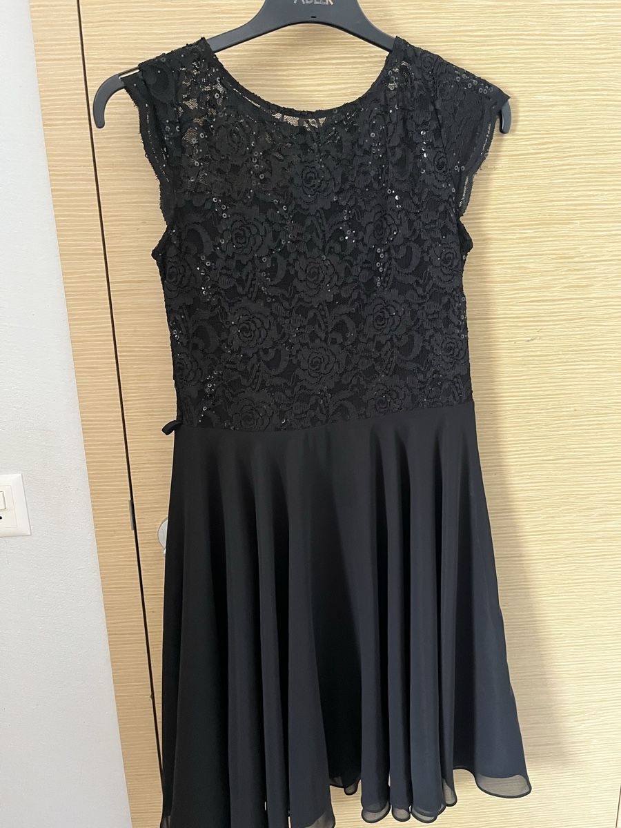 Robes: Abendkleid Schwarz – D'occasion à Jonschwil par dia_l29t 1