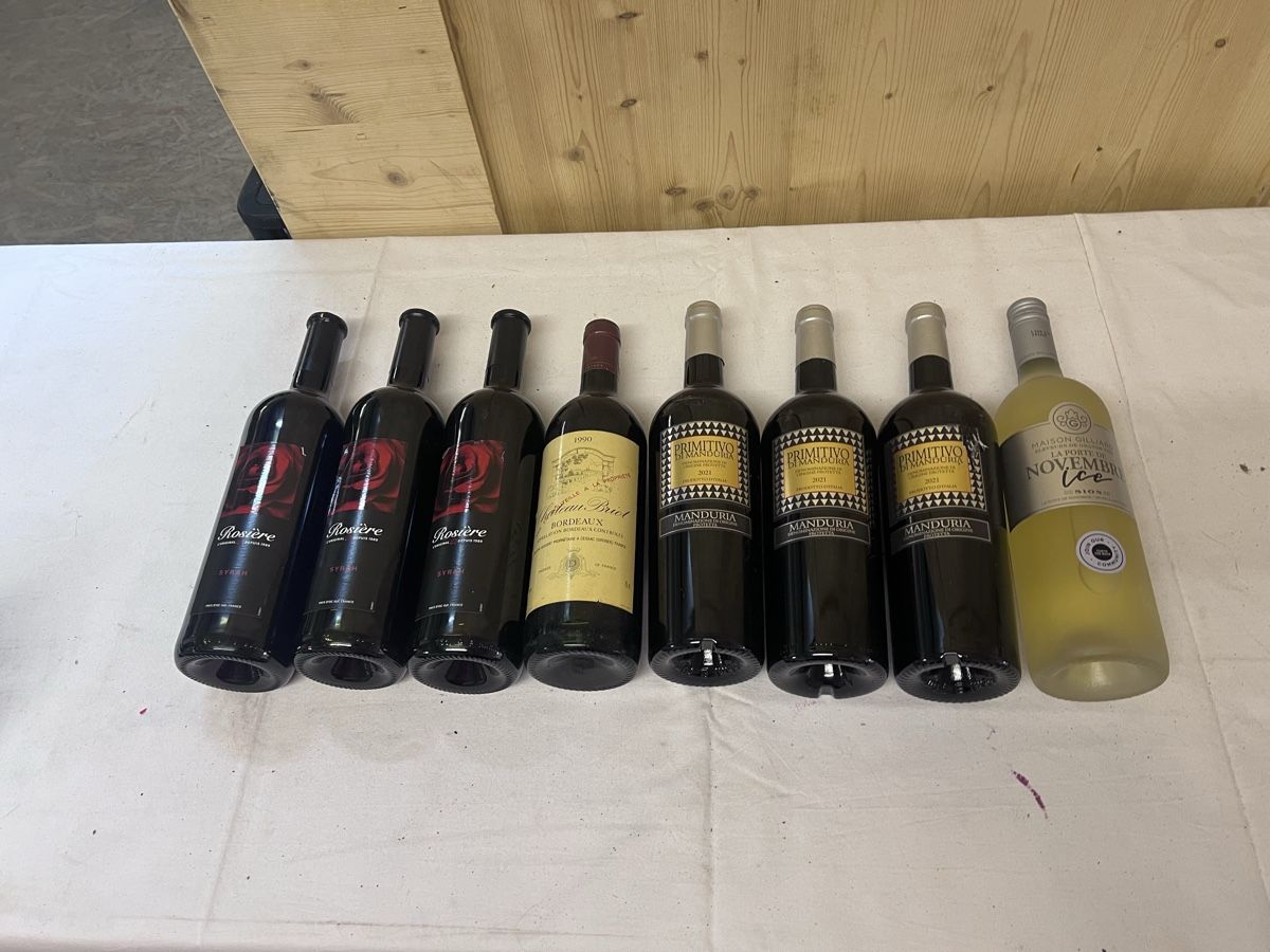 Vino: 8 Flaschen Wein (30) – Usato da Glattfelden venduto da bro_f2vv