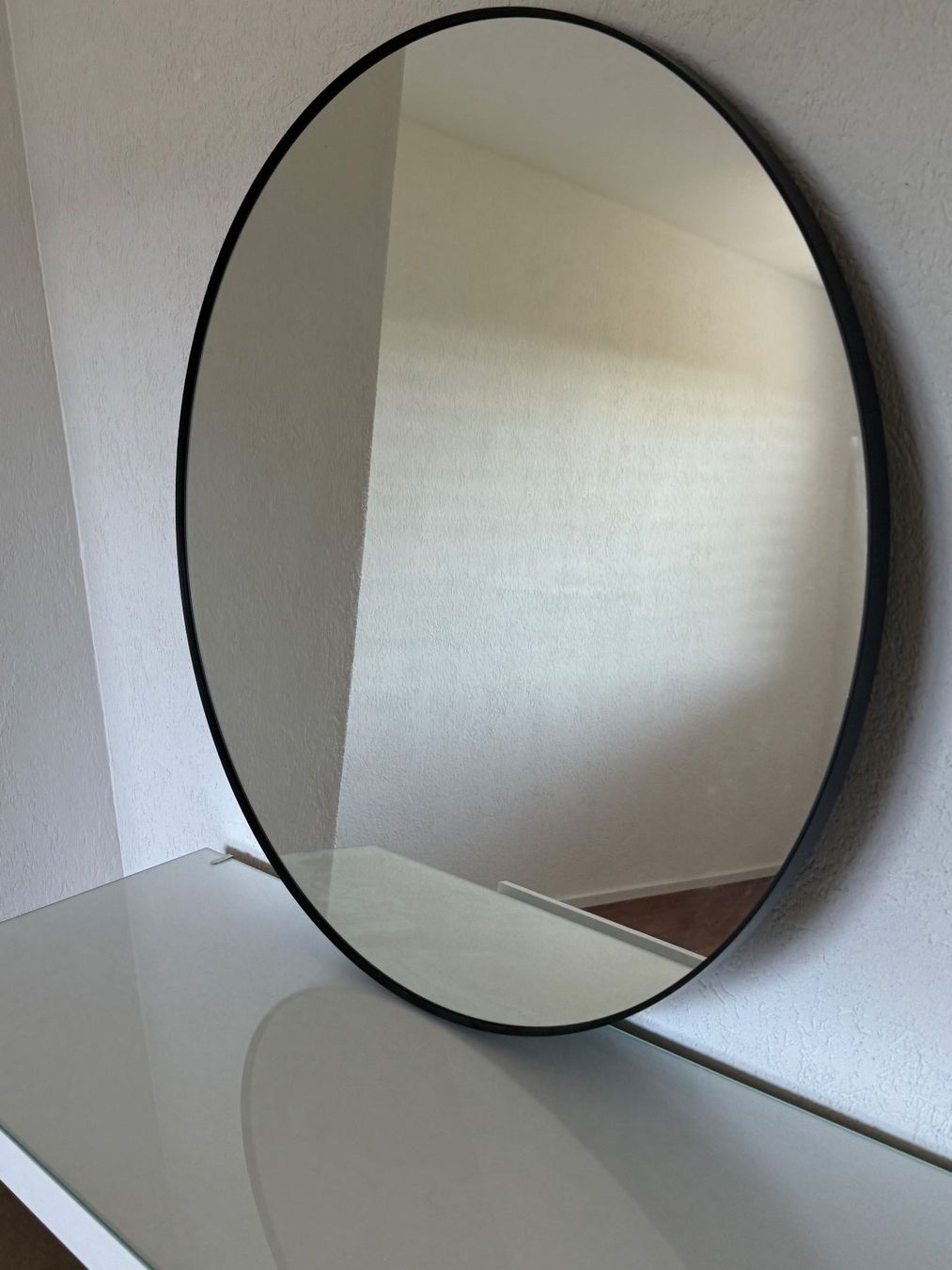 Ikea Tavoli da trucco: Schminktisch mit Spiegel – Usato da Fehraltorf venduto da viv_8nfb 1