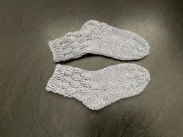 Handgestrickte Kinder Socken Gr. 22/23 Fusslänge 15 cm