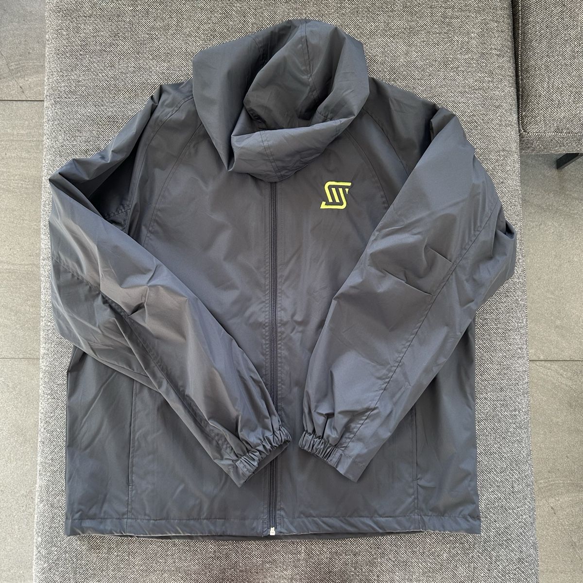 Giacche: Sport-Tek Sweatworks Men's Jacket Size L – Nuovo (secondo la descrizione) da Pully venduto da Sell_it_all