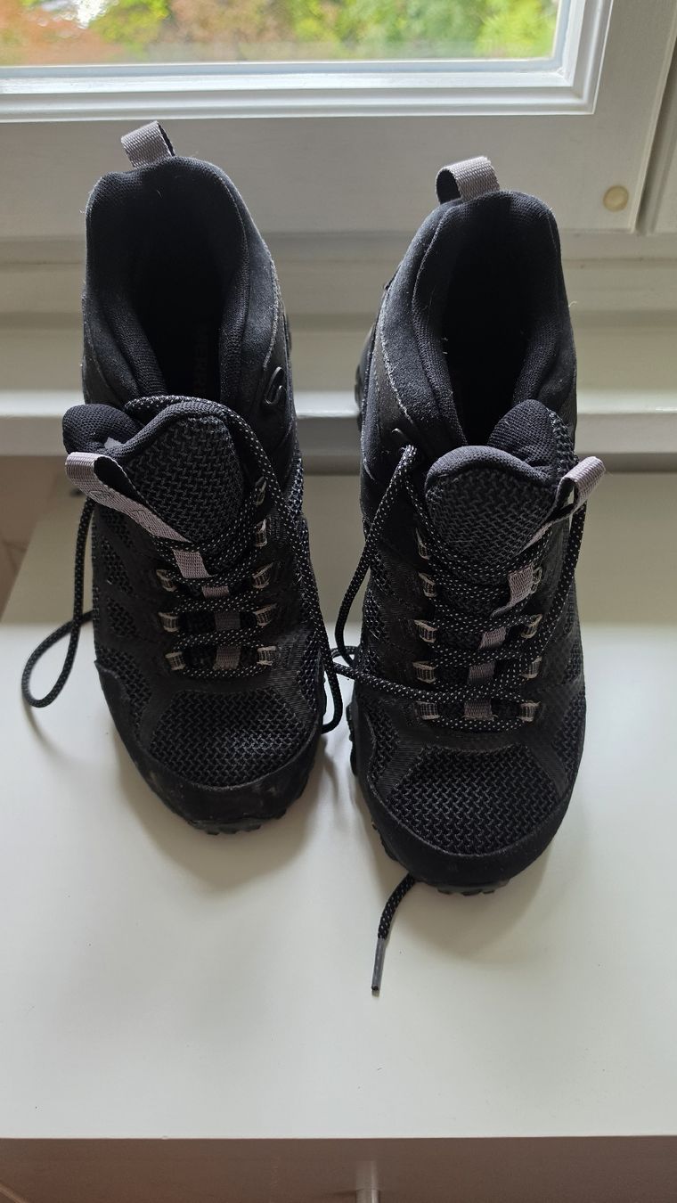 Herrenschuhe: Merrell Wanderschuhe  – Neu (gemäss Beschreibung) aus Hausen am Albis von M.Kurz 1
