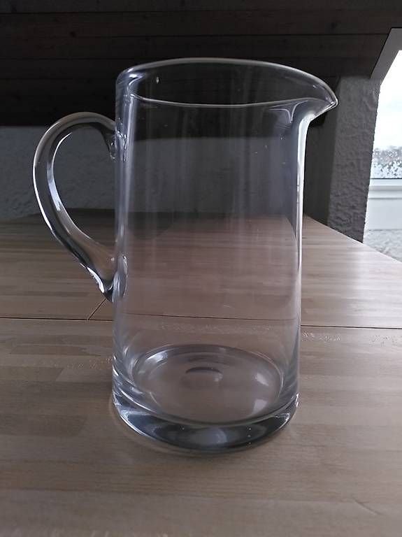 Caraffe: Wasserkrug Glas, 2 Liter – Nuovo e nell'imballaggio originale da Bern venduto da Carett