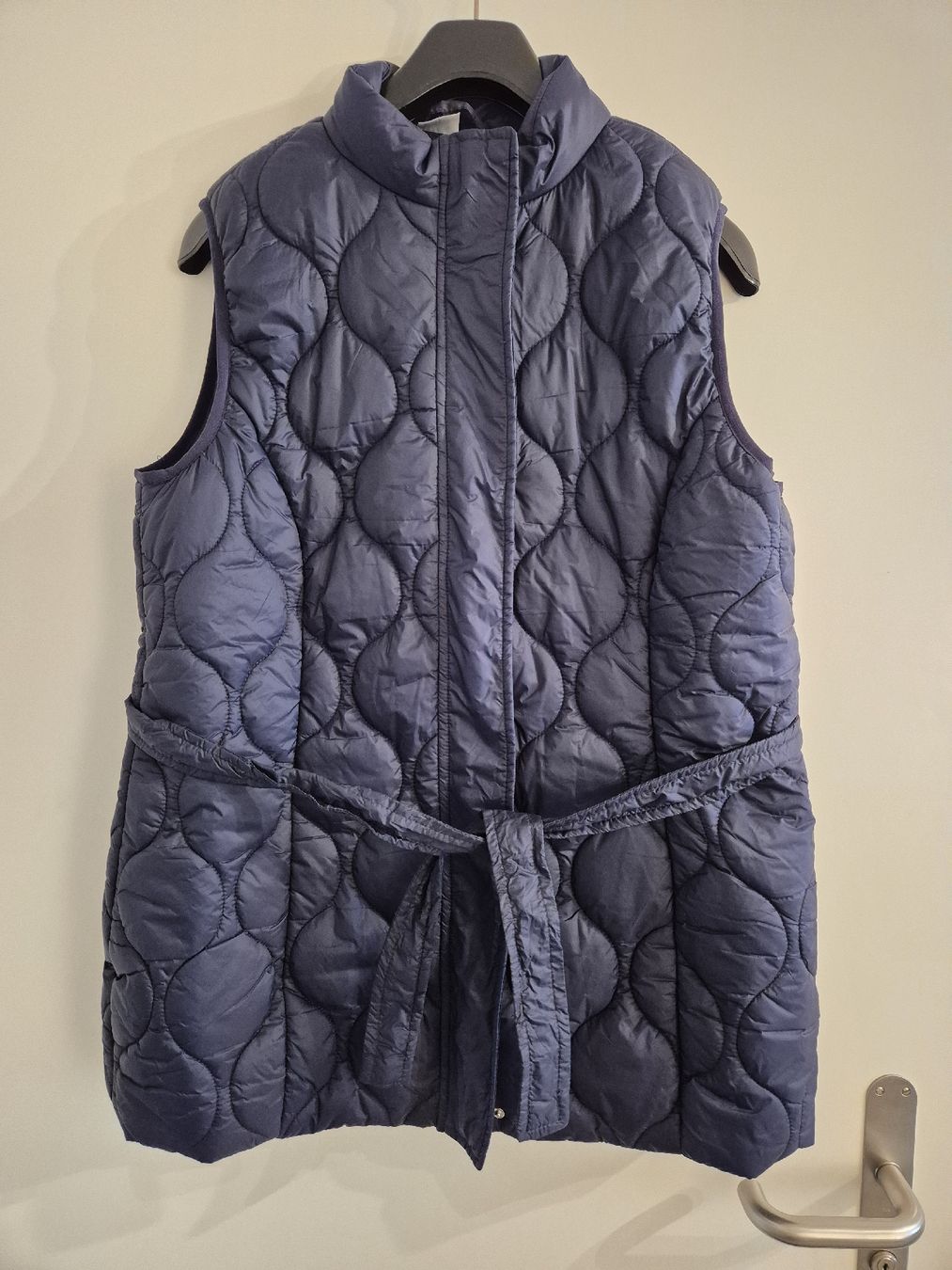 Gilet & Giacche senza maniche: neue Steppgiletjacke Gr.44/46 – Nuovo (secondo la descrizione) da Thalwil venduto da Coco2025