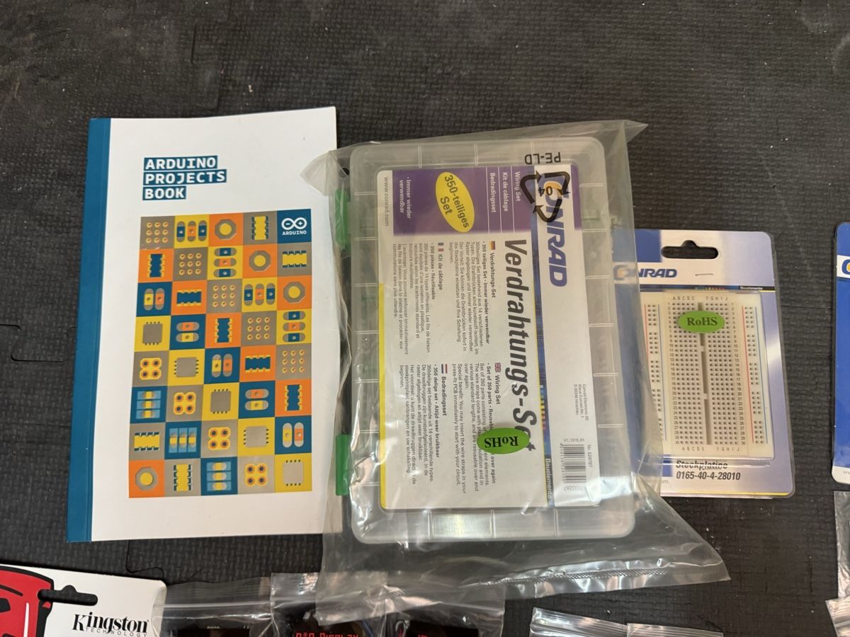 Arduino Elektronikbauteile: 2x Arduino Set mit 40 Sensoren – Gebraucht aus Uerikon von Metavita 8