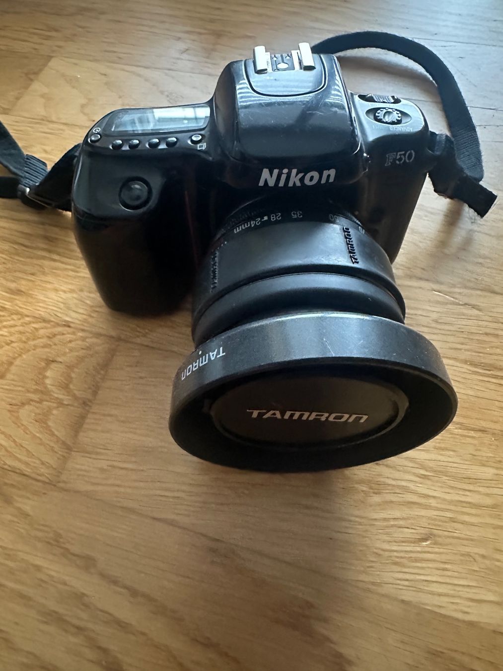 Nikon Fotocamera: Kamera Nikon F50 – Usato da Möhlin venduto da Suissepac
