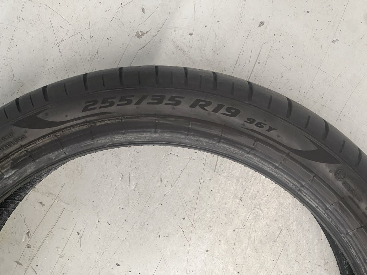 Pneumatici & Ruote complete: Sommerräder 255/35 R19 – Usato da Hünenberg venduto da Auto-Klinik01 2