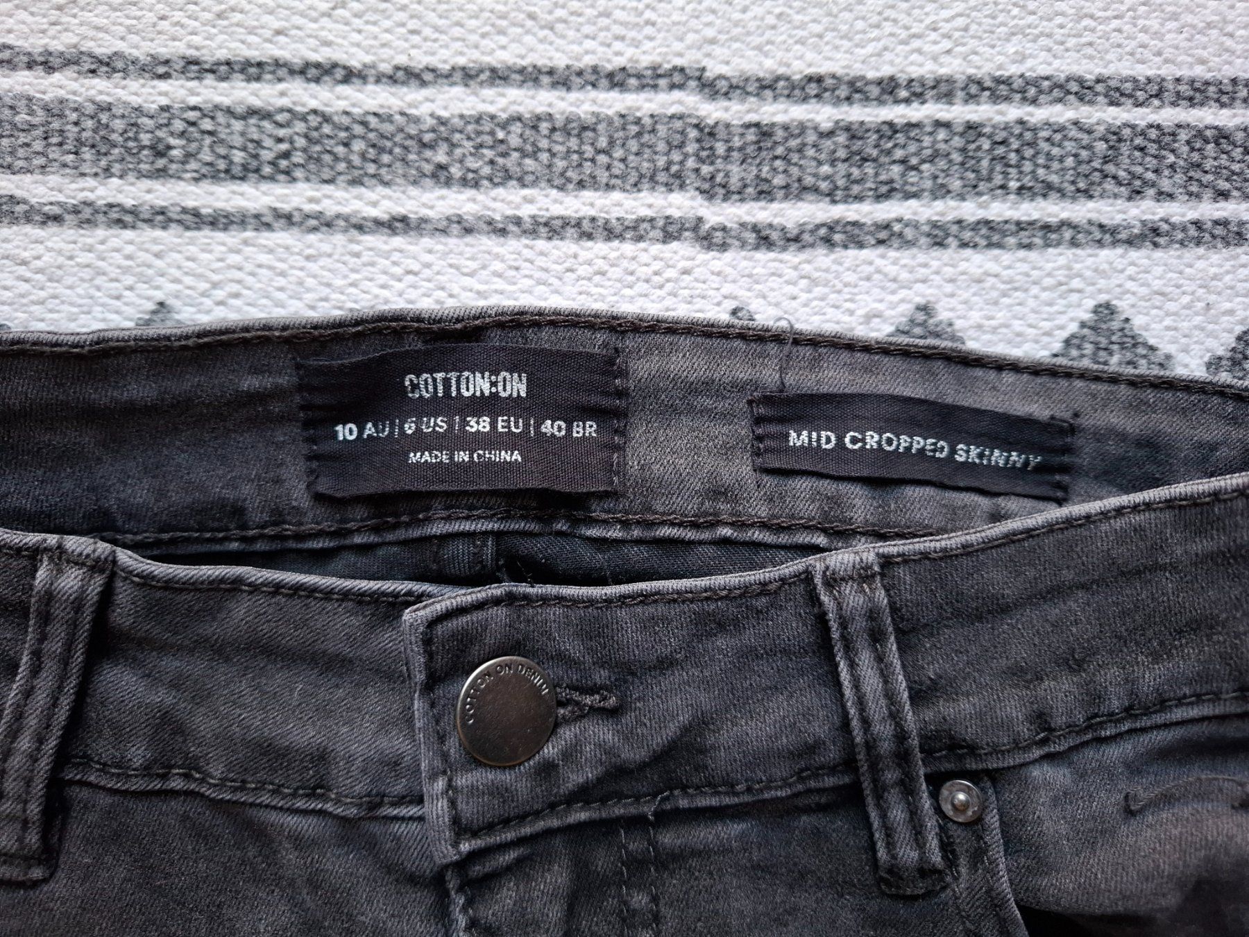 Jeans: Cotton on Destoyed Jeans, Grösse 38 – Gebraucht aus Thun von Justin8 2