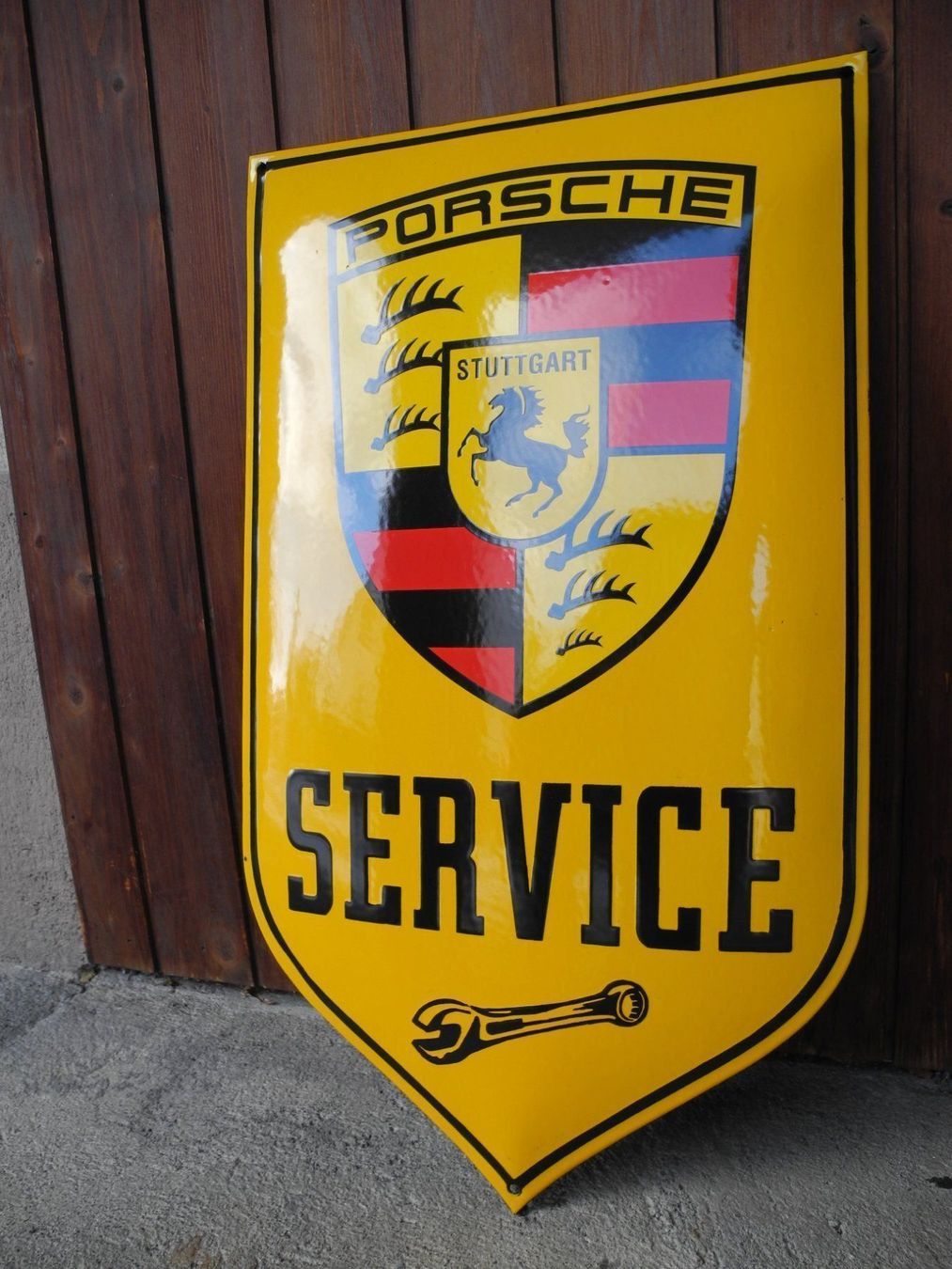 Porsche Insegne: GROSSES PORSCHE  EMAILSCHILD – Usato da Reinach AG venduto da Huckleberrysix 1