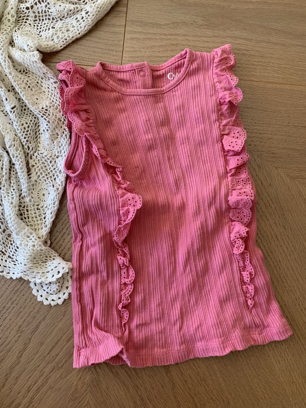 Lotti & Set di vestiti: Cordrocke + t-shirt Gr.98 – Usato da Moutier venduto da chDuplessy 3