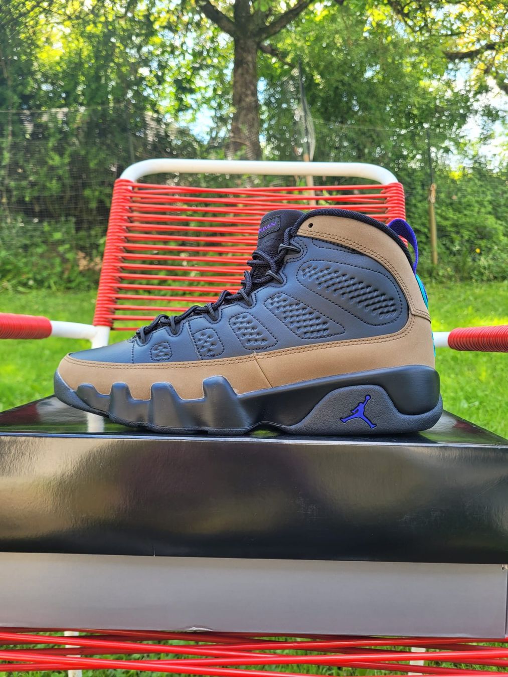 Jordan Herrenschuhe: Air Jordan 9 retro olive Sneaker 42.5 – Neu und originalverpackt aus Dättwil AG von son_x2fq