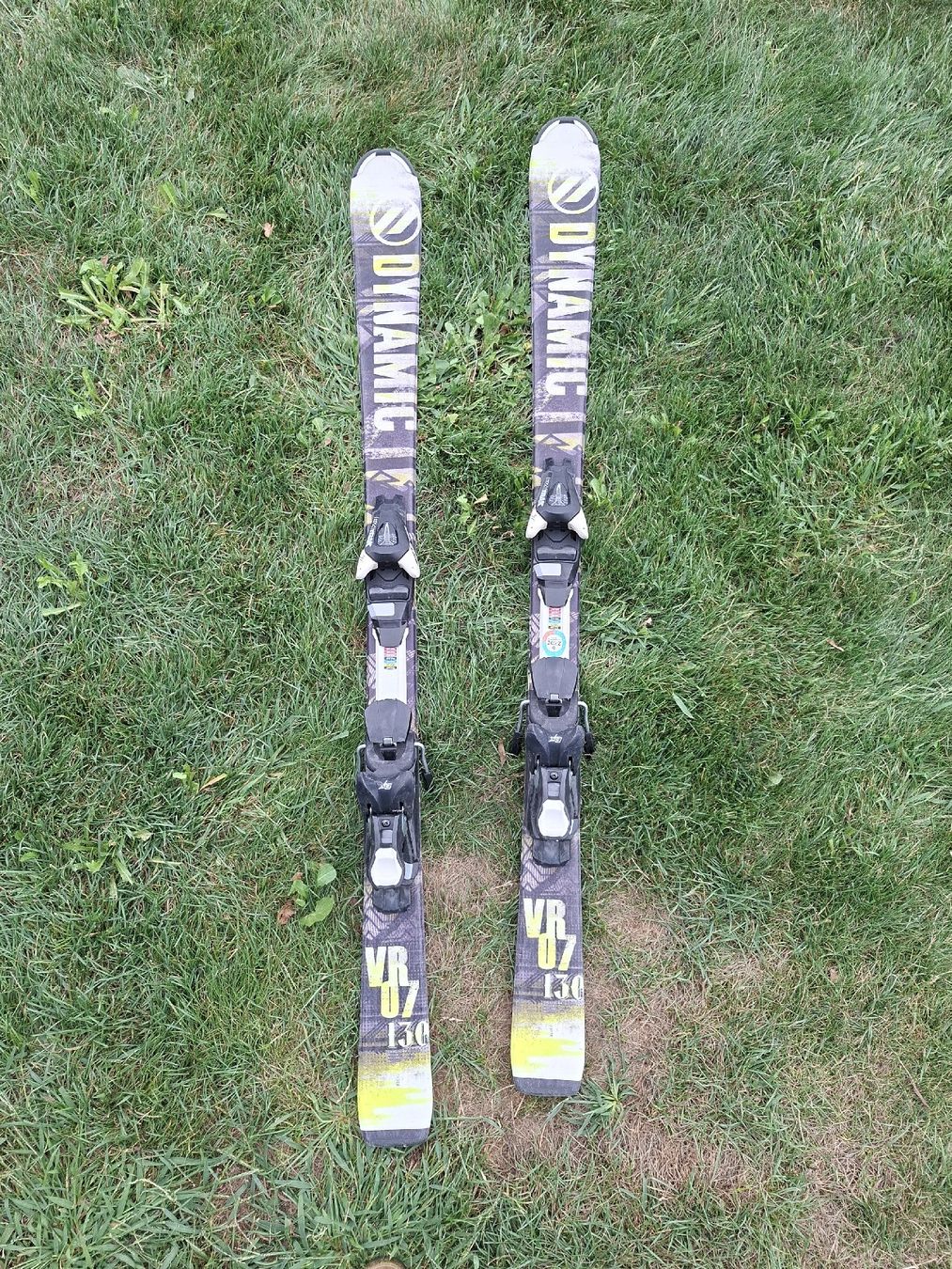 Skis: Kinderski 130cm – D'occasion à Schwyz par Ninaeli 1