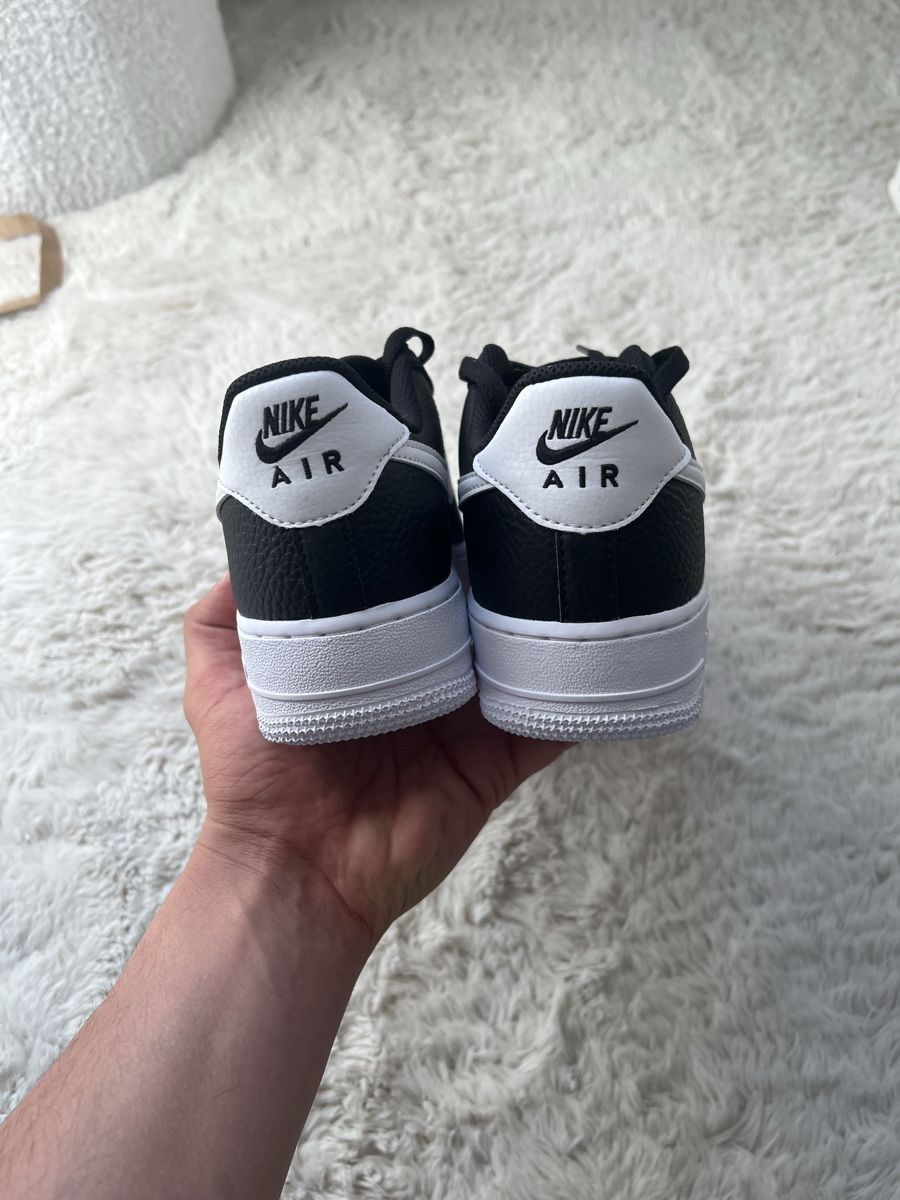 Nike Scarpe da uomo: Baskets Nike Air Force 1 noires et blanches 39 neuf – Nuovo e nell'imballaggio originale da Urtenen-Schönbühl venduto da Big.sanad 3