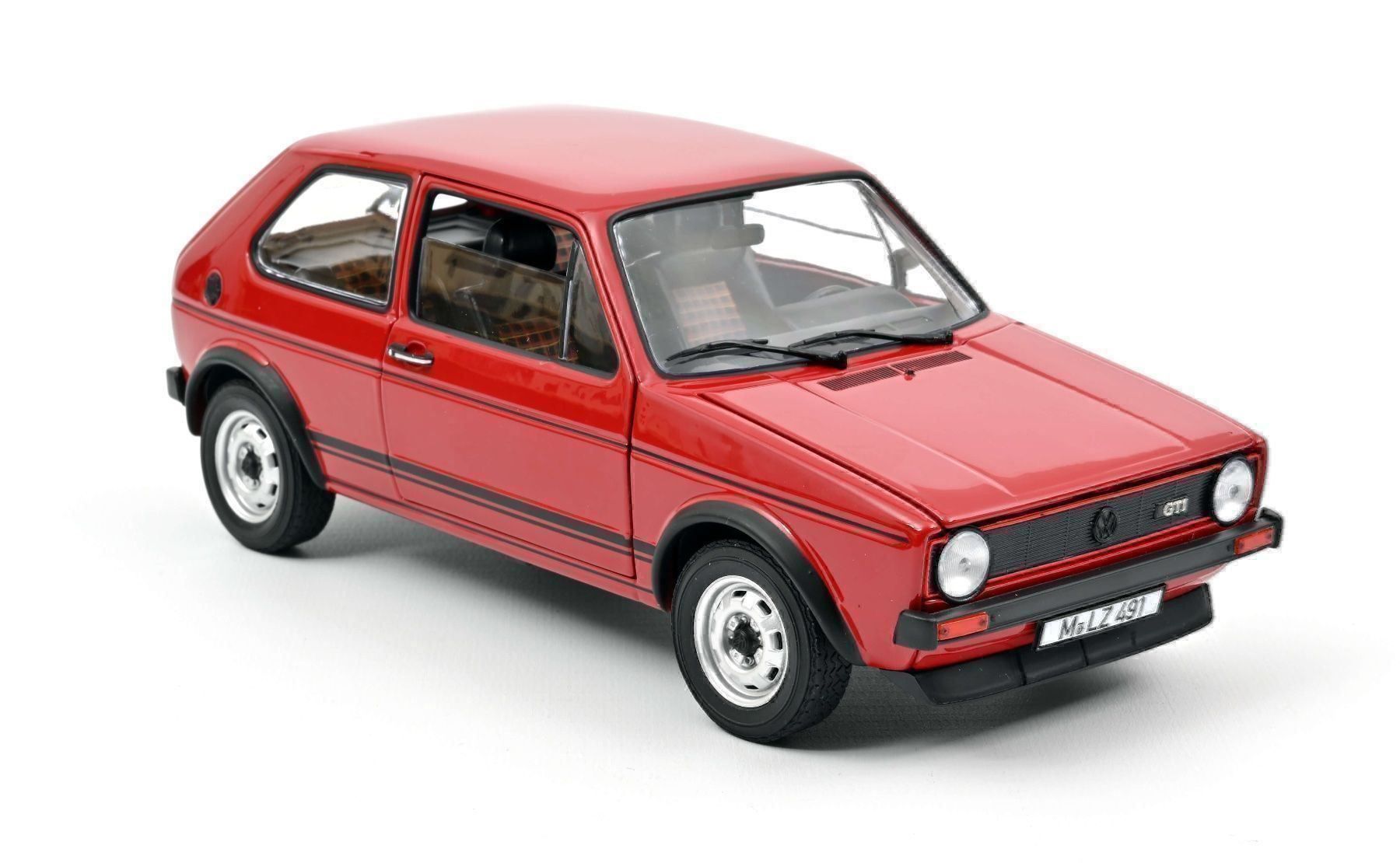 Volkswagen Modellautos: VW GOLF GTI 1 im Massstab 1:18 – Neu und originalverpackt aus Erlenbach im Simmental von Model_box