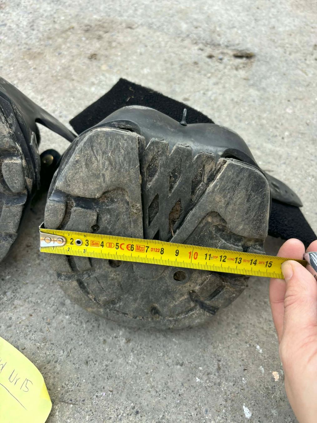 Scarpe per cavalli: Floating Boots, Grösse 15x15 cm – Usato da Unterlunkhofen venduto da Schnueffelchen1 2