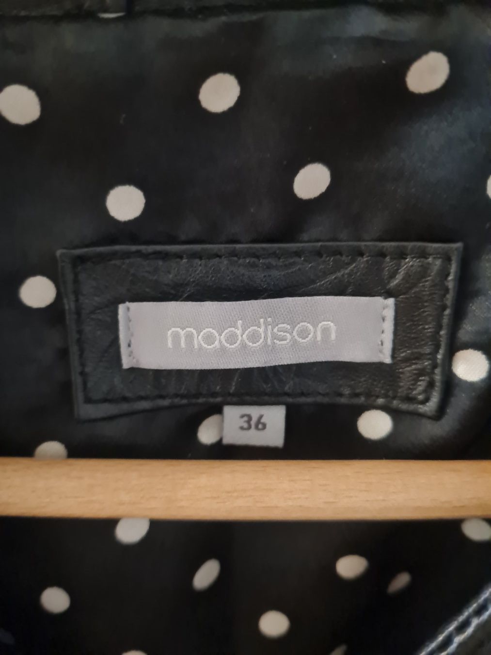 Maddison Jacken: Schöne Echtlederjacke mit Muster – Gebraucht aus Liebefeld von fio_xf7g 2