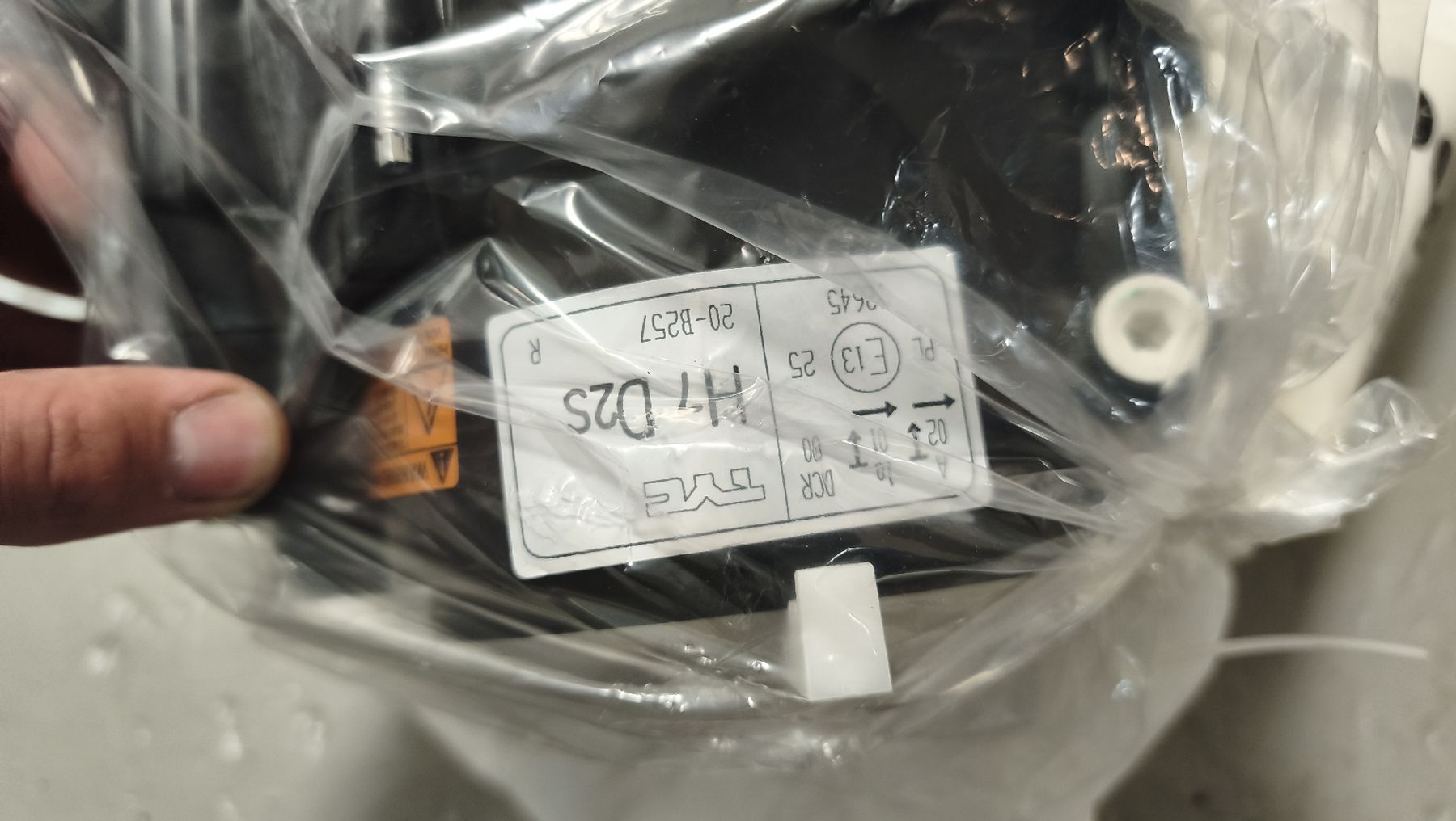 VW Fari: Scheinwerfer Golf 5 GTI links – Nuovo (secondo la descrizione) da Büsserach venduto da Karri 1