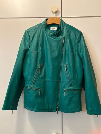 Giacca di pelle d'agnello verde "chiodo" Lucia tg.46