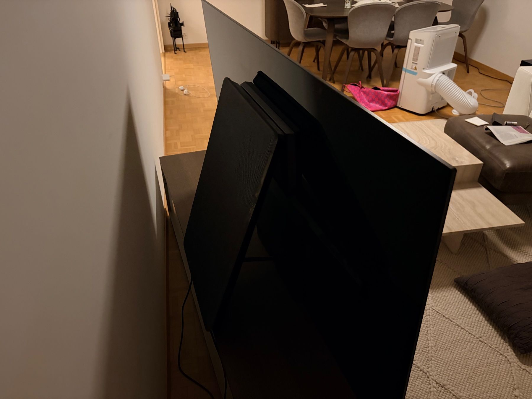 Sony Televisori: TV Sony BRAVIA 65’ – Usato da Genève venduto da Carophil1 1