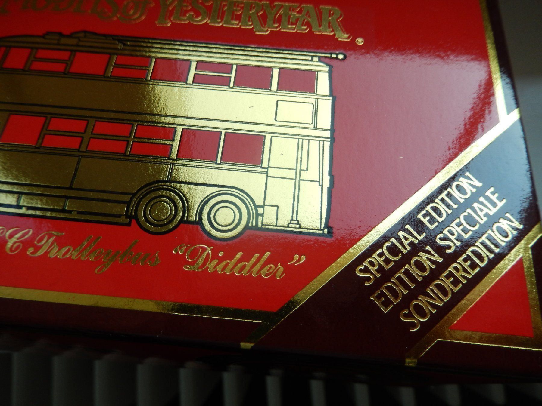 Matchbox Modellini d'auto: Y10-5 Giftbox - AEC Trolleybus - ltd %% Ausverkauf %%% – Nuovo (secondo la descrizione) da Reiden venduto da Aston2 3