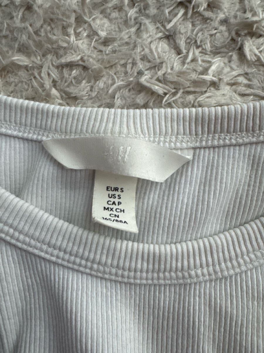 H&M Tops: H&M Top, Grösse S, weiß  – Neuf (Voir description) à Gächlingen par anjuli_123 2