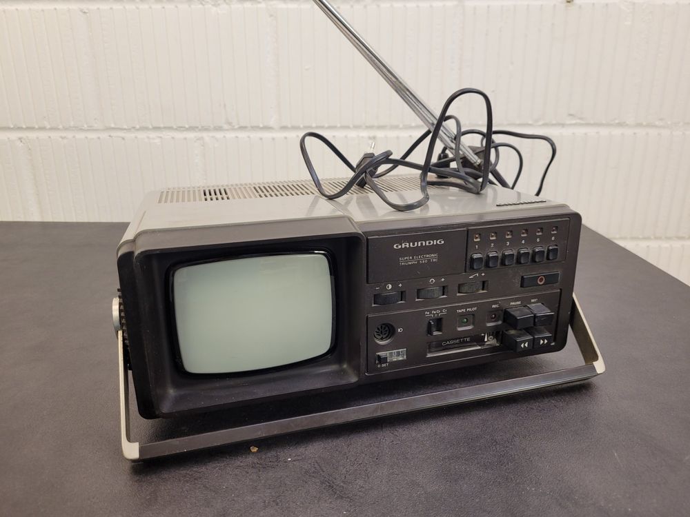 Grundig Triumph 580 TRC Portable TV Cassette Recorder 1980 J Kaufen