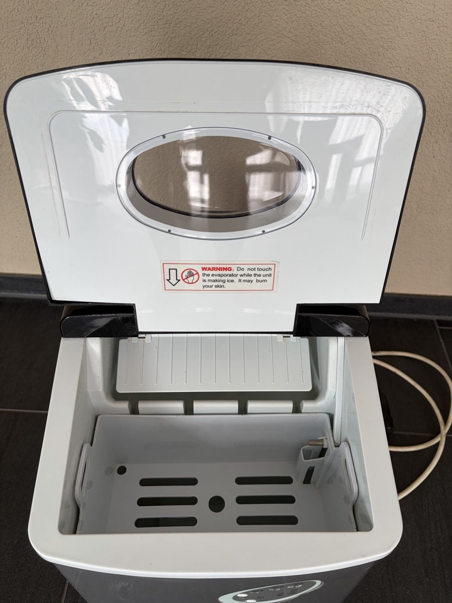 Küchengeräte: Hendi Ice Maker – Gebraucht aus Rickenbach SZ von Ando666 1