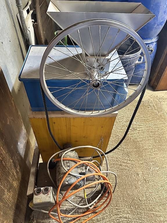 Motori: Moulin à Malt avec moteur électrique  – Usato da Chavannes-de-Bogis venduto da Martial0512 2