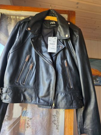 Veste en cuir ZARA noire taille XL neuve avec étiquette