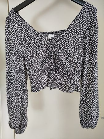 Bluse cropped Gr. XS kaum getragen