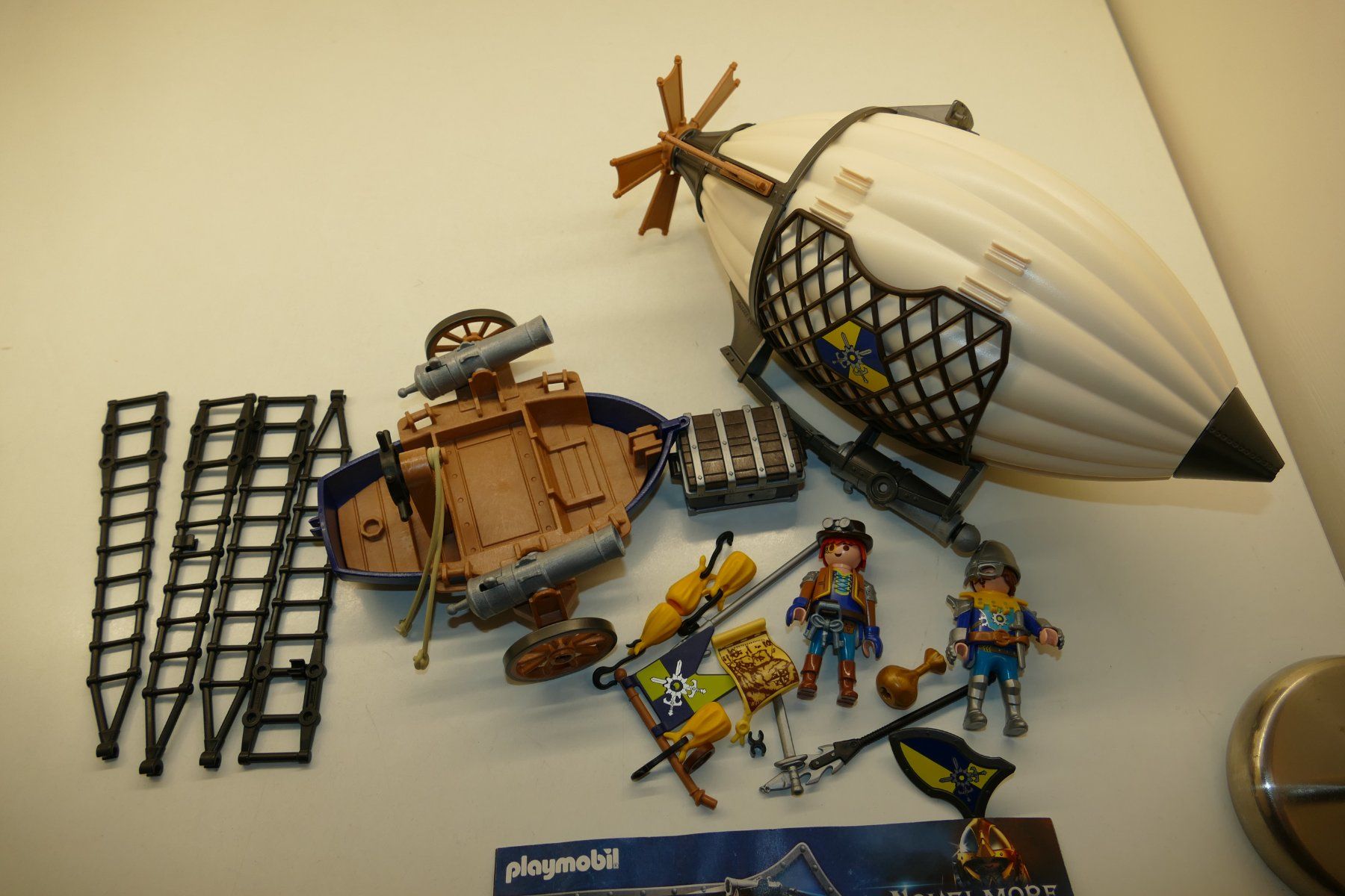 Playmobil Giocattoli: Playmobil Novelmore: Darios Zeppelin – Usato da Niederhasli venduto da rail-duerst 1