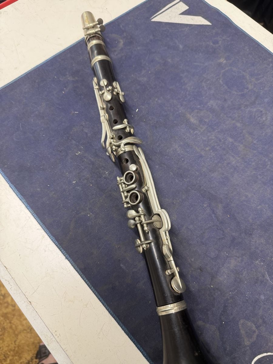 Strumenti musicali: Es Klarinette deutsches System  – Usato da Burgdorf venduto da kla_r5tf