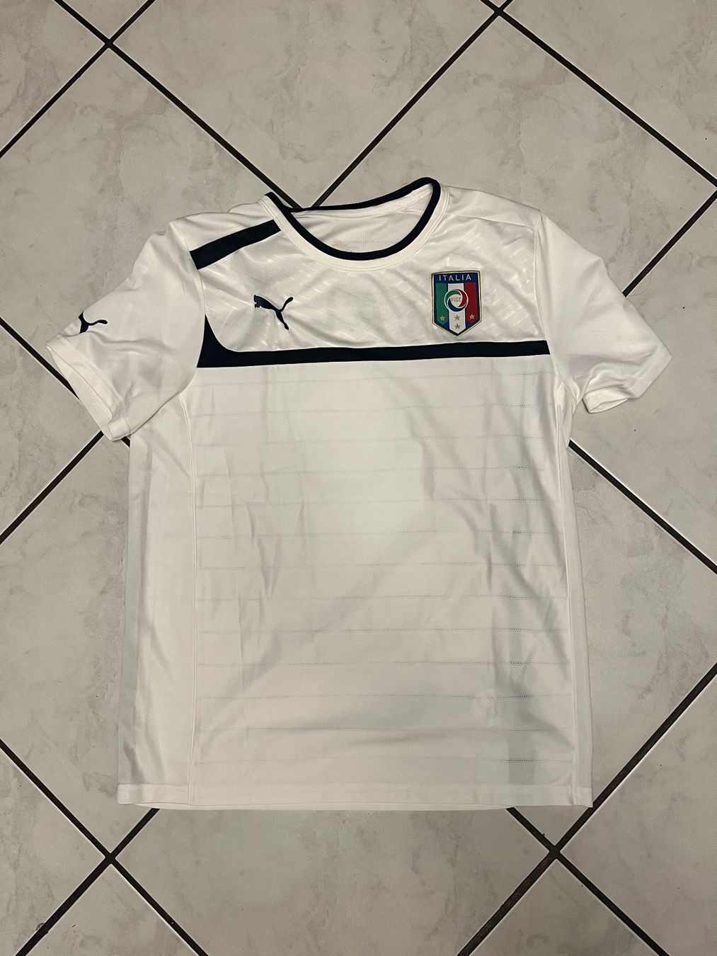 Puma Canottiere & Pantaloni: Maillot de foot - Italie – Usato da Alle venduto da mar_yl9x