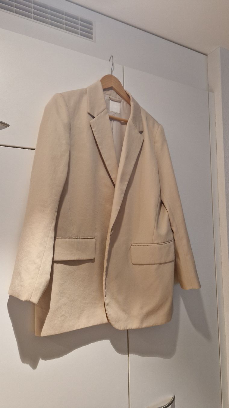 H&M Giacche: blazer H&M – Usato da Collombey venduto da Preloveditems