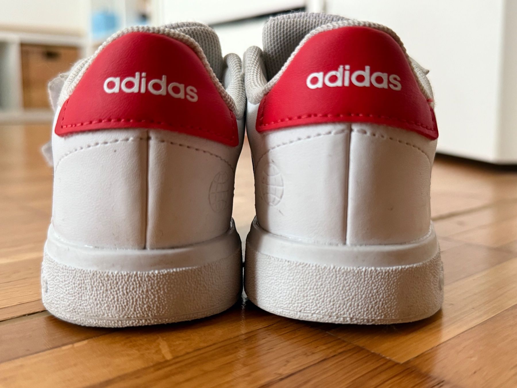 Adidas Scarpe per ragazzi: Adidas Original Superstar Sneaker Gr 26 – Usato da Richterswil venduto da Eunoia85 3
