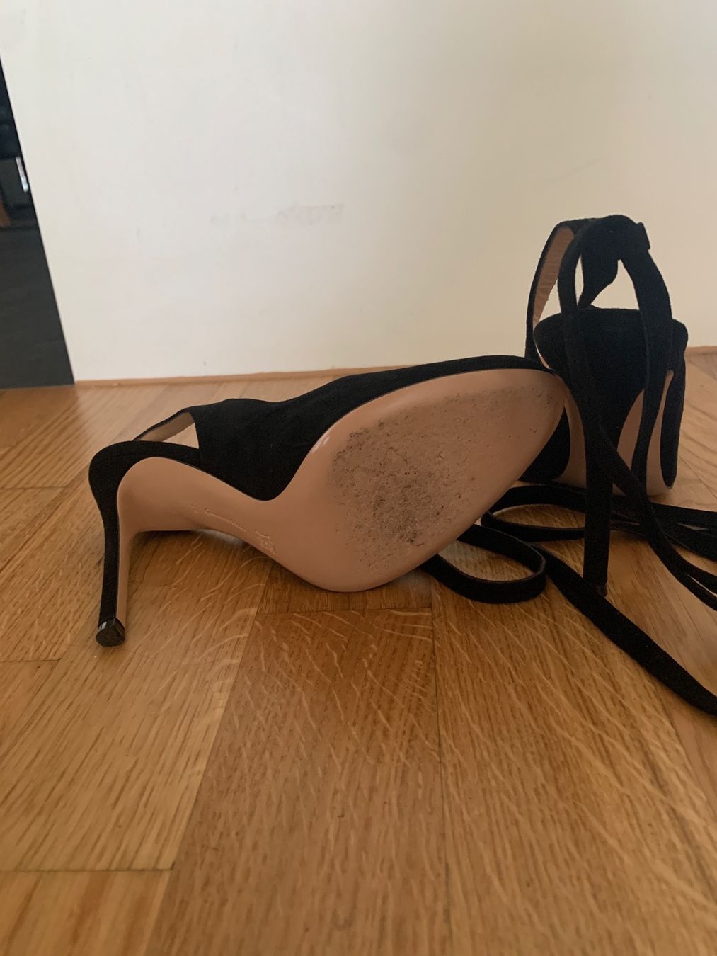 Gianvito Rossi Scarpe da donna: Gianvito Rossi 38 – Usato da Basel venduto da deje85 1