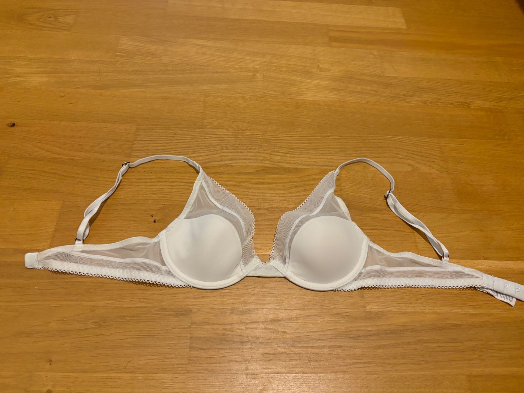 Calvin Klein Autres dessous: BH / Bra - Calvin Klein - Gr. ? eher klein ca. S – D'occasion à Stadel par Chanel_5 4