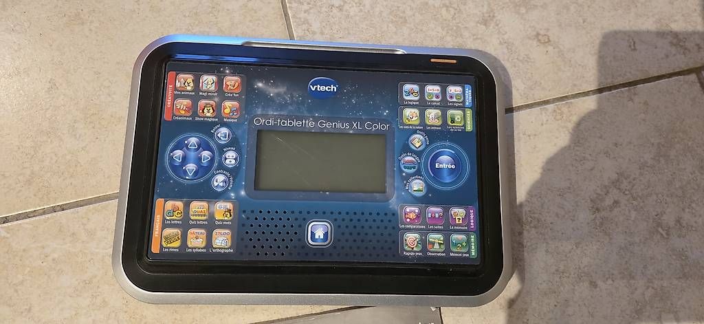 Vtech Tablet PC: Ordi-tablette Genius XL Color – Gebraucht aus Ste-Croix von kar_9x7w 1