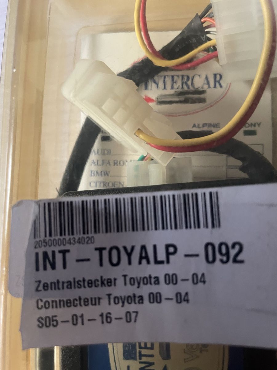 Alpine Radio: Intercar Connecteur Interface Toyota - chargeur CD Alpine – Nuovo e nell'imballaggio originale da Denges venduto da Ricautomotive 3
