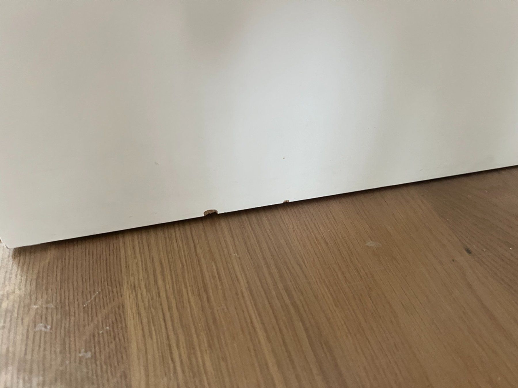 Ikea Scrivanie: Malm Pult inkl. Korpus mit Schubladen – Usato da Jona venduto da Aladdin1 3