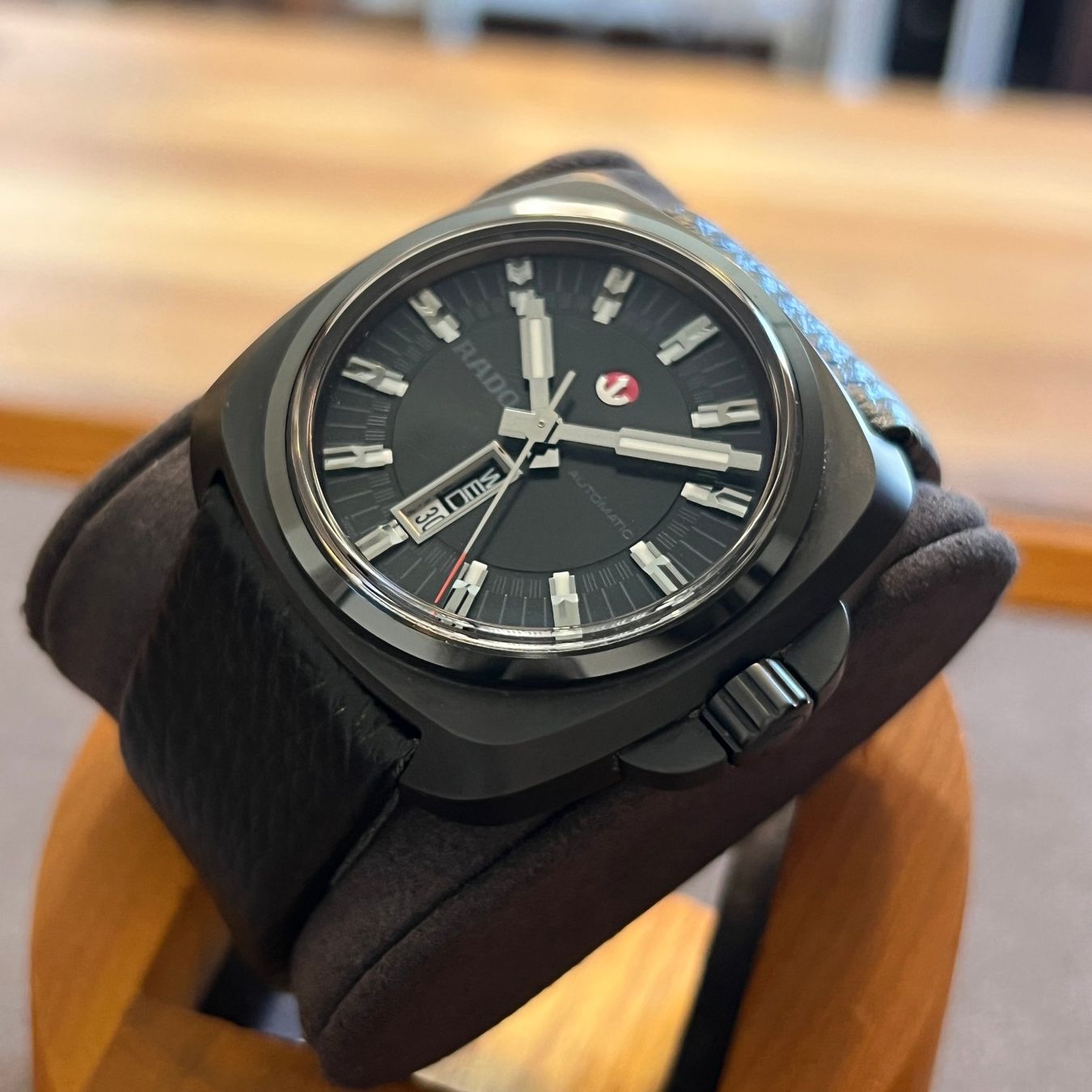 Rado Montres: Rado HyperChrome Automatic Day-Date XL 764.047.1.3 – D'occasion à Carouge GE par Watchaser 8
